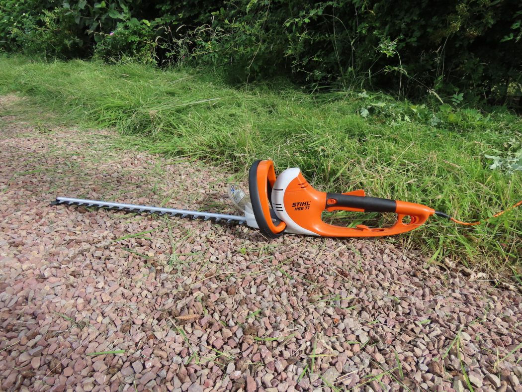 stihl hse 71 electric hedge trimmer