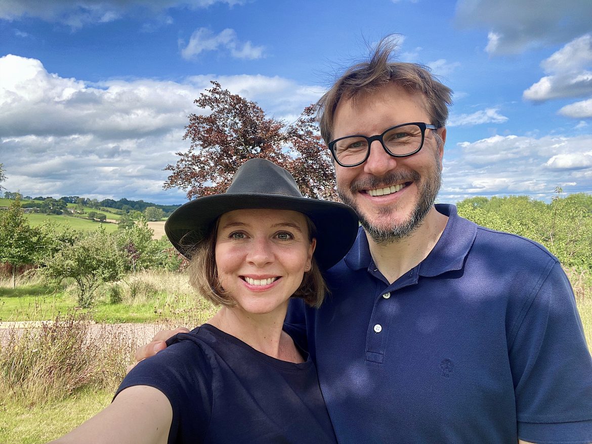 86a173a4-daef-4d43-96fb-1406677b5b49-ef1ff05e-4c8b-47fc-abe8-d90c1b1faccf