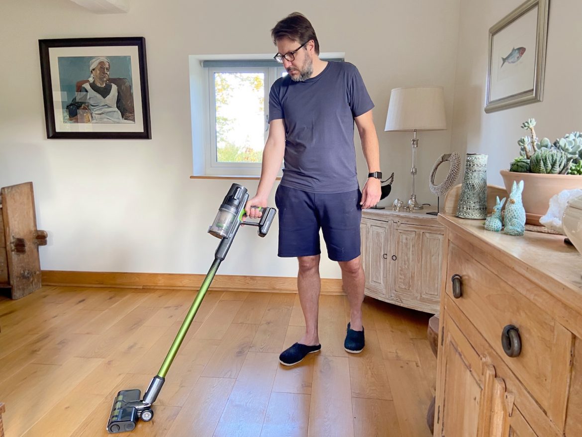greenworks stick vac