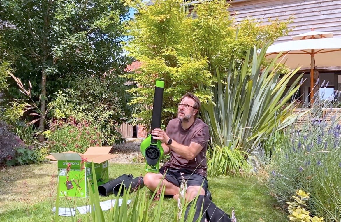 Greenworks battery operated blower vac